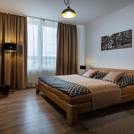 A-Partman Sk - Main Square - Private Parking - Mountain View - Top Floor - 82 M2 Poprad Dış mekan fotoğraf