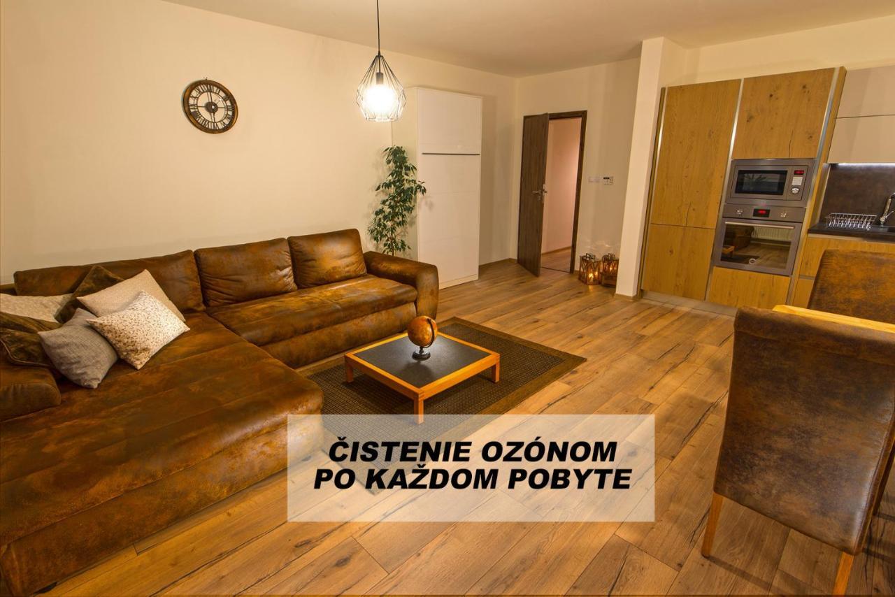 A-Partman Sk - Main Square - Private Parking - Mountain View - Top Floor - 82 M2 Poprad Dış mekan fotoğraf