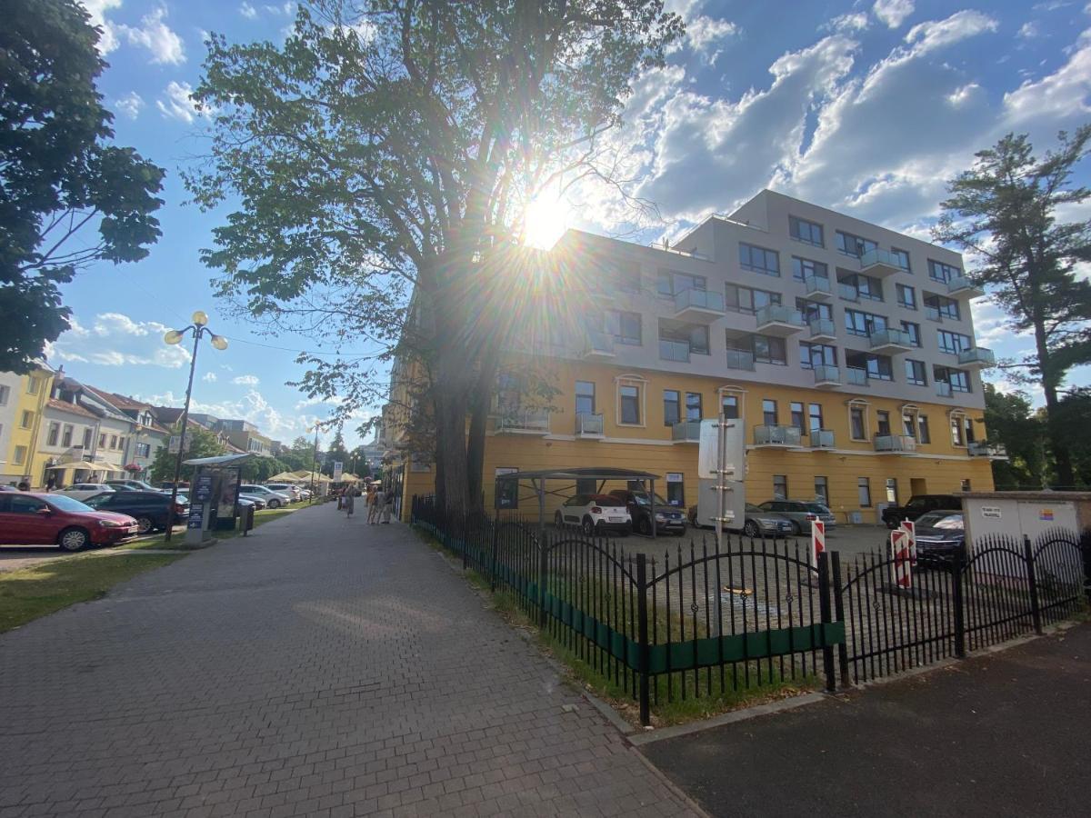 A-Partman Sk - Main Square - Private Parking - Mountain View - Top Floor - 82 M2 Poprad Dış mekan fotoğraf