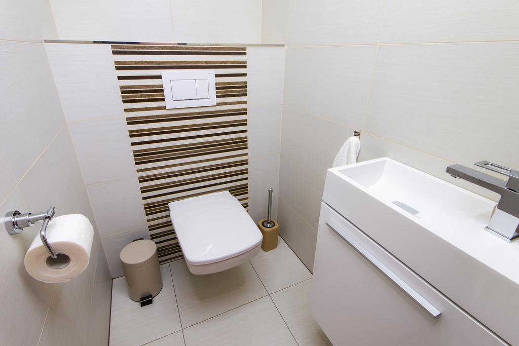 A-Partman Sk - Main Square - Private Parking - Mountain View - Top Floor - 82 M2 Poprad Dış mekan fotoğraf